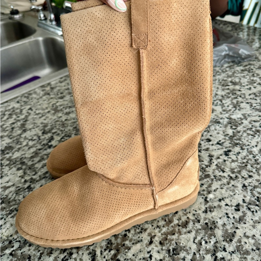 Ugg classic tall unlined and perforated boots - Picture 5 of 7